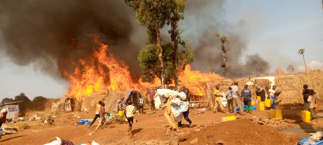 Sud-Kivu: le camp des sinistés prend feu à kalehe