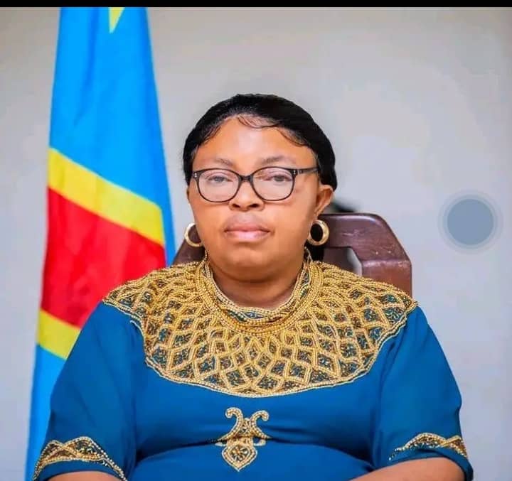 Kasaï Oriental : La gouverneure intérimaire Julie KALENGA Kabongo a publié son gouvernement.