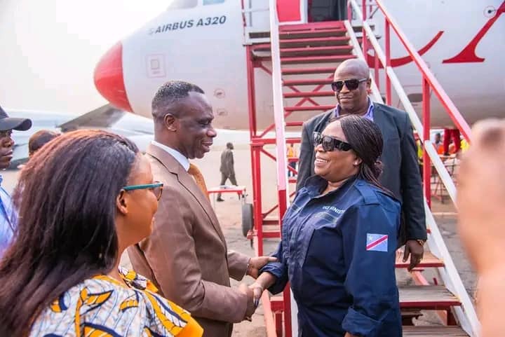 Kasaï Oriental: La Vice-Ministre de l’intérieur Eugénie TSHIELA est arrivée à Mbujimayi pour une mission officielle