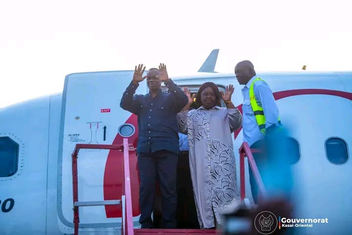 Retour du Gouverneur Mbwebwa Kapo à Mbujimayi après une mission nationale