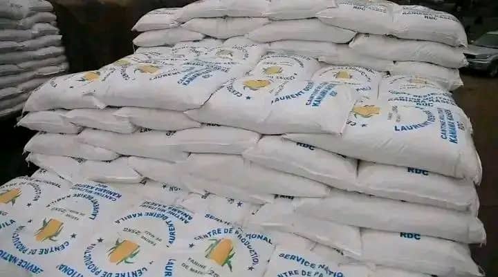 Kasaï Oriental : Don de sacs de semoule aux étudiants, une première phase symbolique annoncée à Mbujimayi.